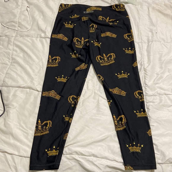 Queens crown Victoria secret performance leggings - Picture 2 of 3